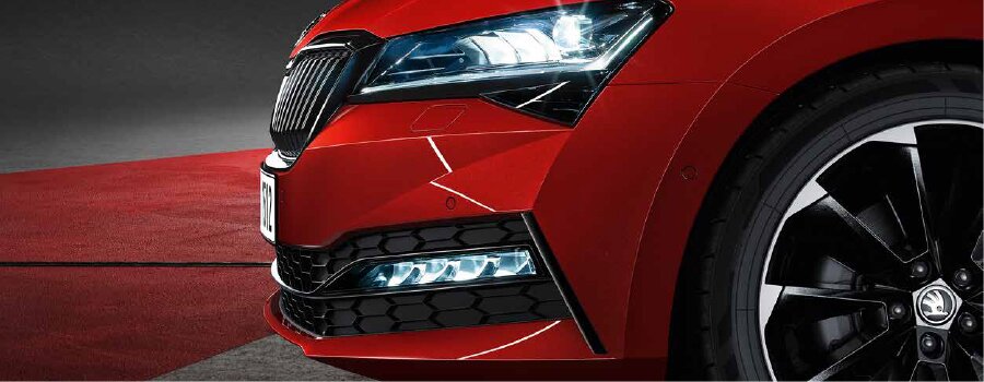 SKODA_SUPERB-Sportline_1.jpg